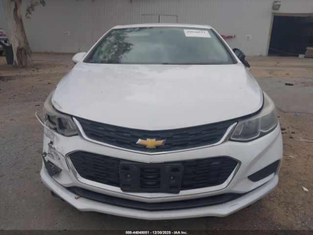 Chevrolet Cruze Ls Auto Image 12