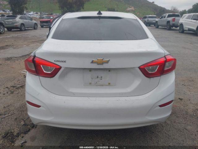 Chevrolet Cruze Ls Auto Image 13