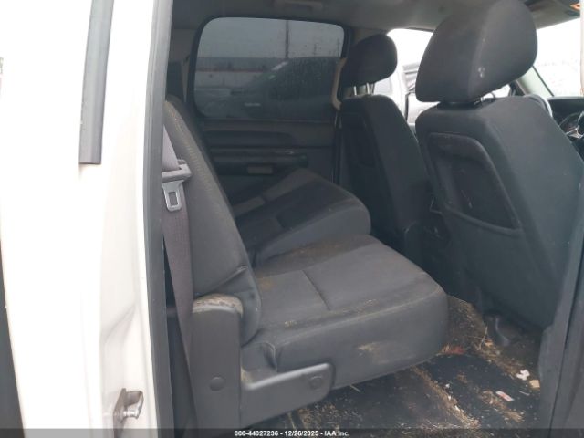 Chevrolet Silverado 1500 Lt Image 3