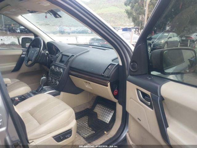 Land Rover LR2 Image 5