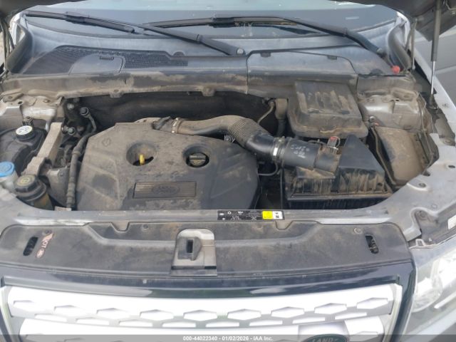 Land Rover LR2 Image 10