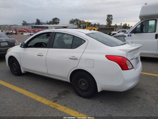 Nissan Versa 1.6 Sv Image 7