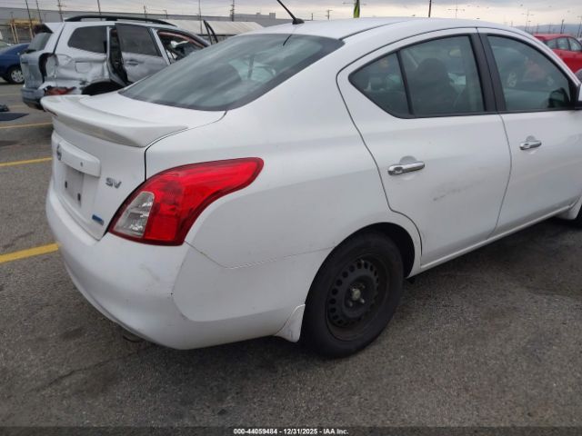 Nissan Versa 1.6 Sv Image 15