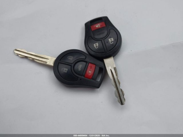 Nissan Versa 1.6 Sv Image 8