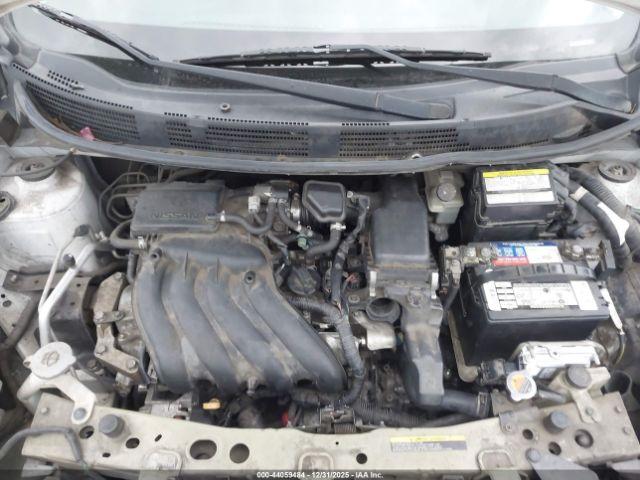 Nissan Versa 1.6 Sv Image 14