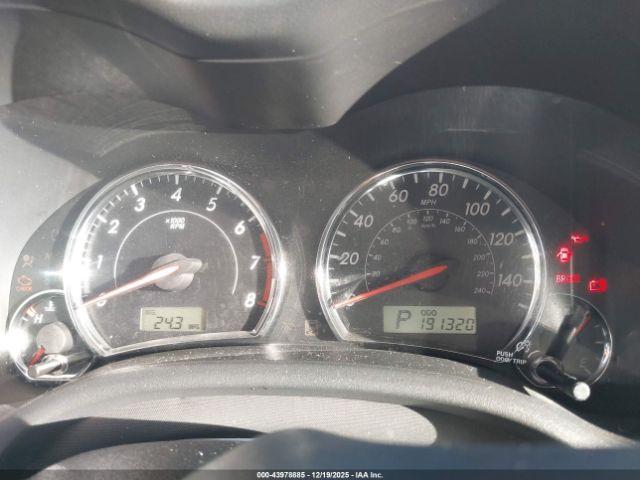 Toyota Corolla S Image 5