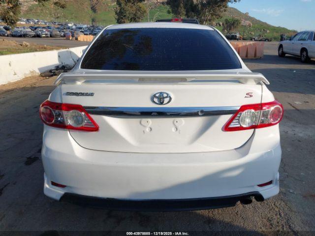 Toyota Corolla S Image 15