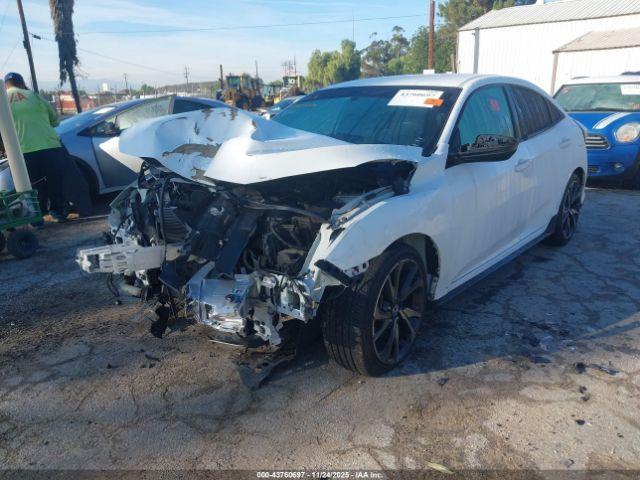 Honda Civic Sport Image 2