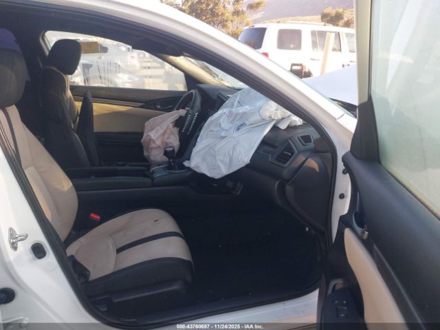 Honda Civic Sport Image 4