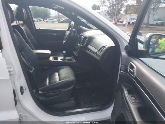 Jeep Grand Cherokee Limited Image 3