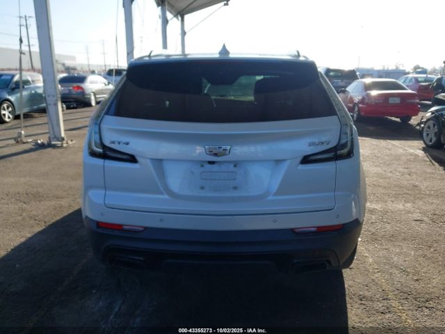 Cadillac XT4 Sport Image 7