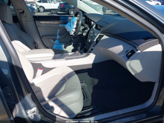 Cadillac CTS Standard Image 8