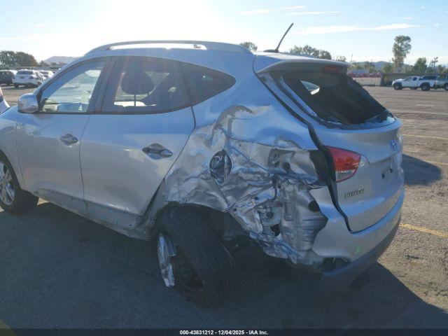 Hyundai TUCSON Gls Image 10