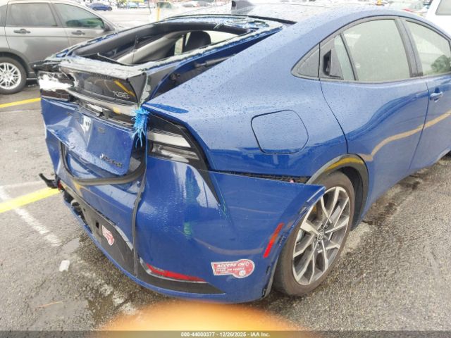 Toyota Prius Prime Xse Image 17