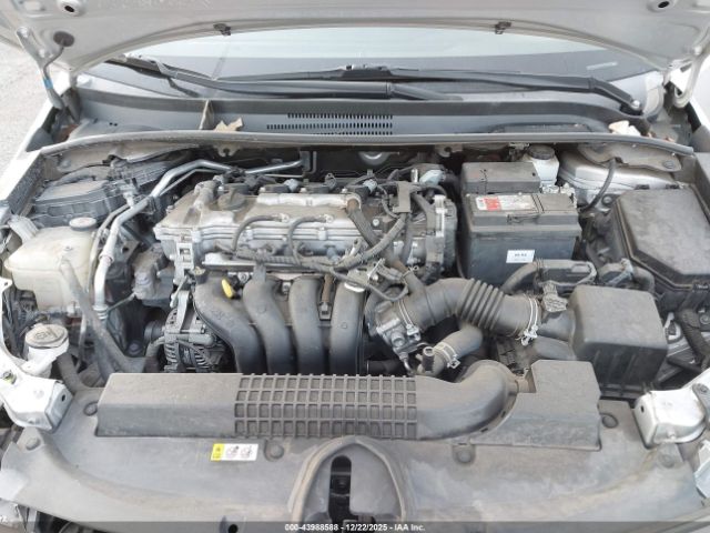 Toyota Corolla Le Image 10