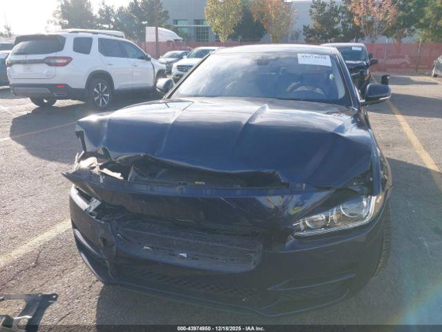 Jaguar XE 35t Prestige Image 15