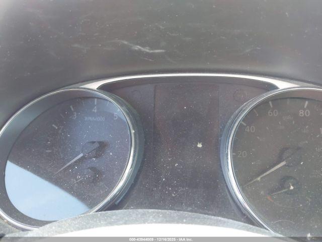 Nissan Rogue Sv Image 13