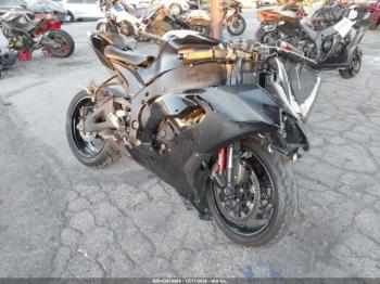  Salvage Kawasaki Zx1002