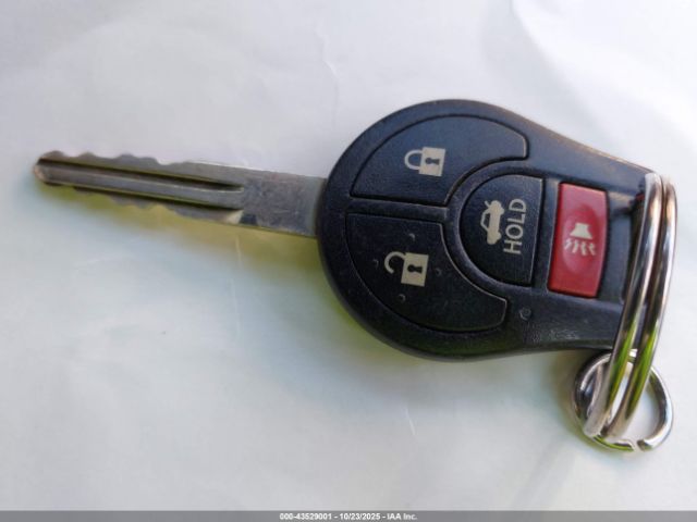 Nissan Versa 1.6 Sv Image 10