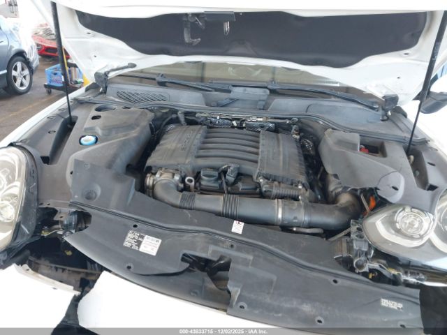 Porsche Cayenne Image 13