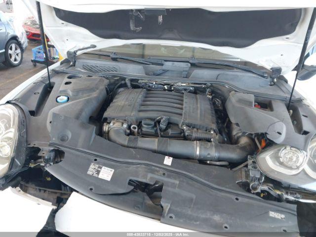 Porsche Cayenne Image 13