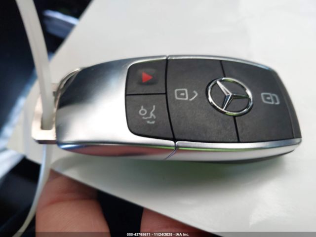 Mercedes-Benz Cla-class Image 13