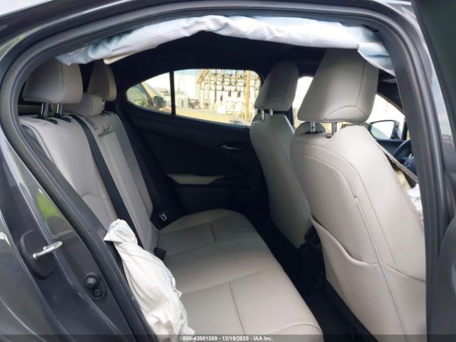 Lexus Ux F Sport Design Image 4