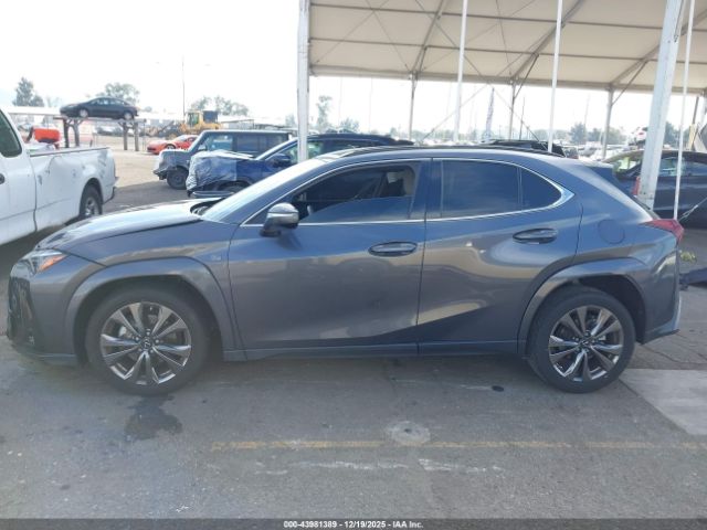 Lexus Ux F Sport Design Image 17