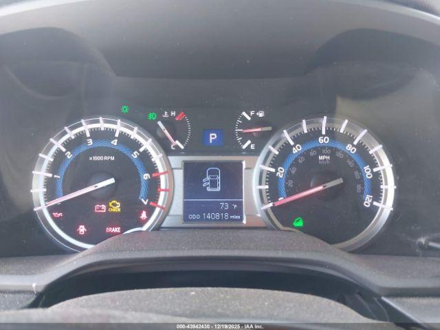 Toyota 4Runner Sr5 Image 3