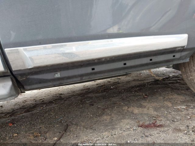 Nissan Pathfinder Sl Image 2