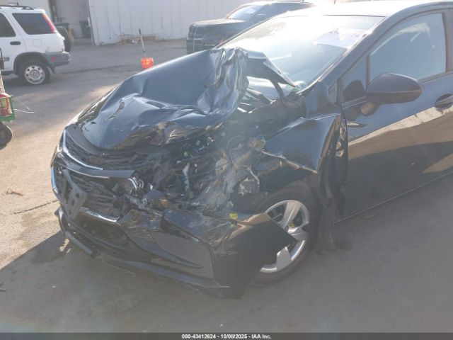 Chevrolet Cruze Ls Auto Image 12