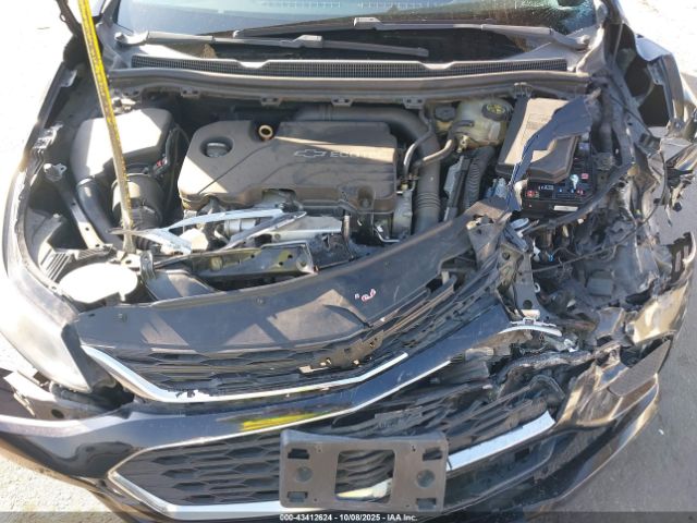 Chevrolet Cruze Ls Auto Image 2