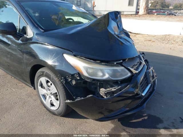 Chevrolet Cruze Ls Auto Image 10