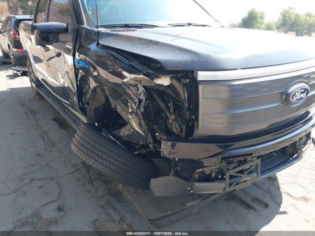 Ford F-150 Lariat Image 15