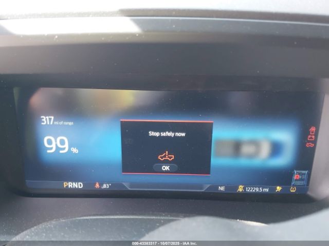 Ford F-150 Lariat Image 2