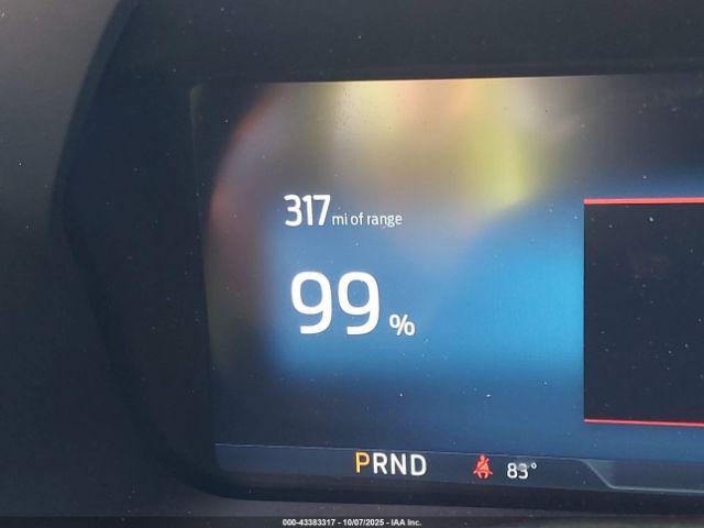 Ford F-150 Lariat Image 10