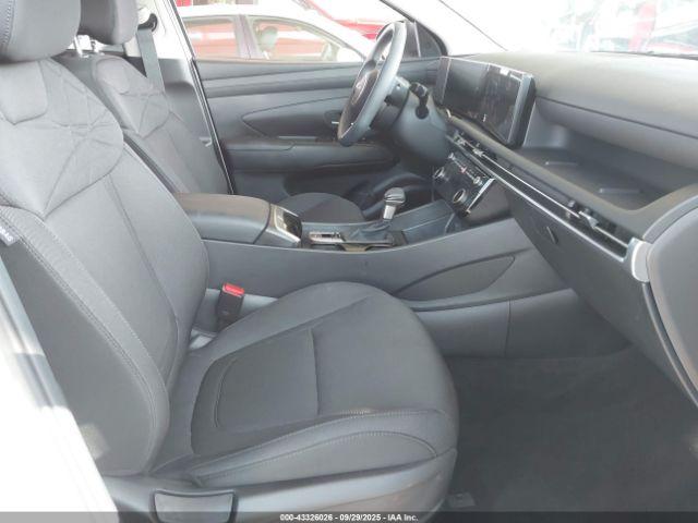 Hyundai TUCSON Sel Image 10