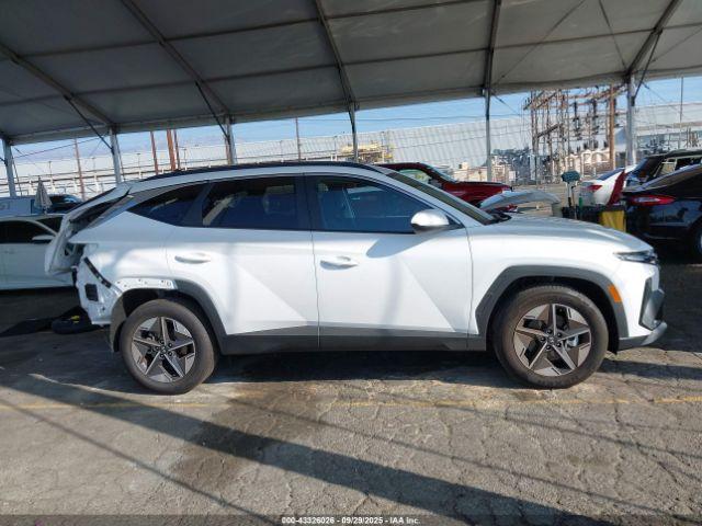 Hyundai TUCSON Sel Image 6