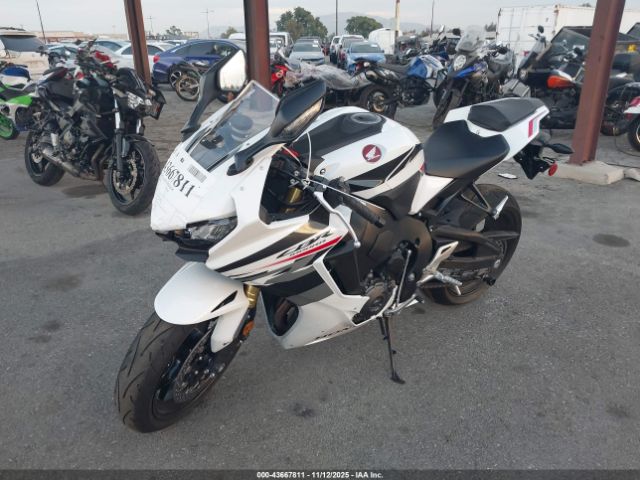 Honda Cbr1000 Rr Image 8