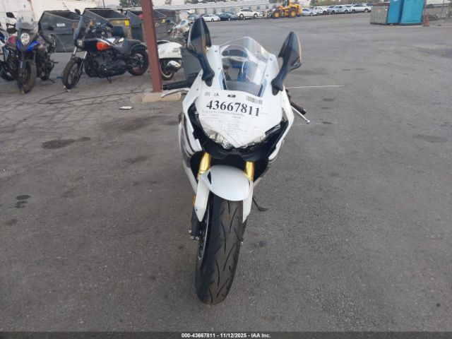 Honda Cbr1000 Rr Image 7