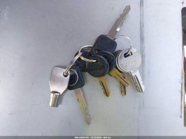 Ford F-550 Super Duty Stripped Chass Image 14