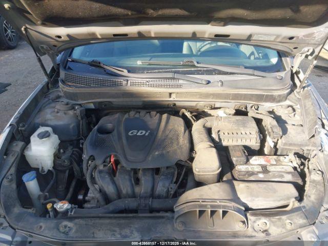 Hyundai SONATA Gls Image 9