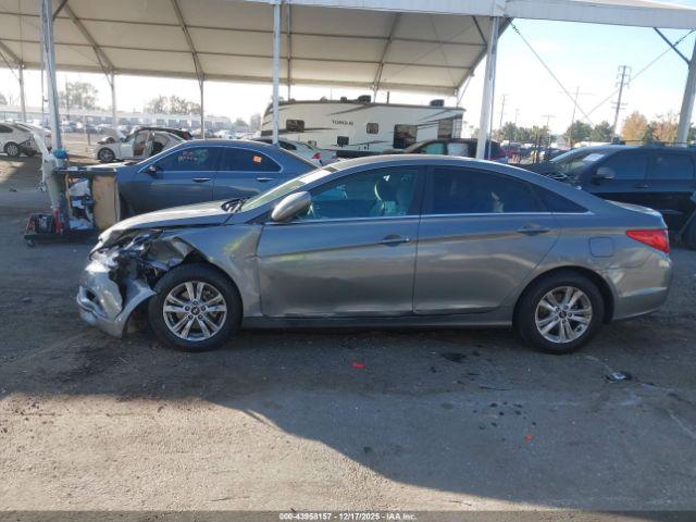 Hyundai SONATA Gls Image 11