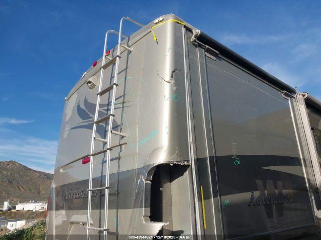 Workhorse Custom Cha Motorhome Chassis W22 Image 6