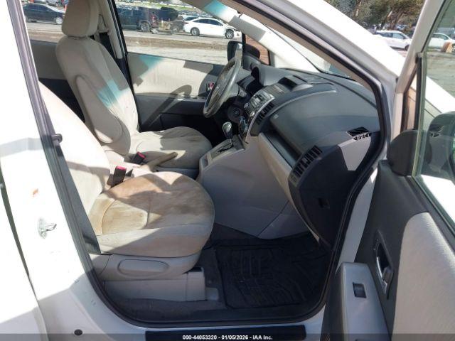 Mazda Mazda5 Touring Image 11