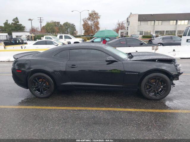 Chevrolet Camaro 1ls Image 2