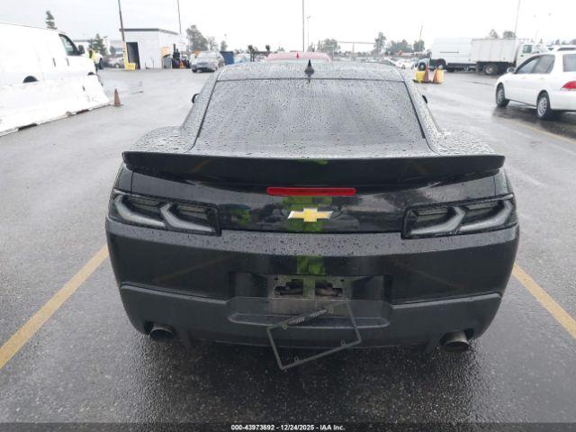 Chevrolet Camaro 1ls Image 3