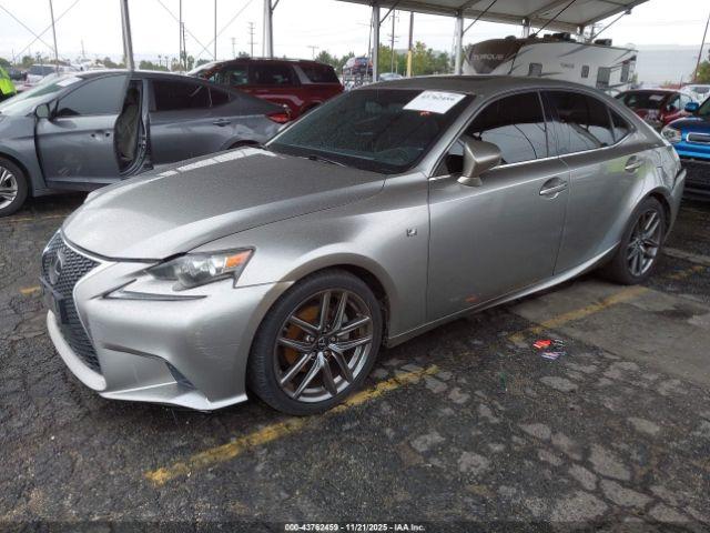Lexus Is Image 10