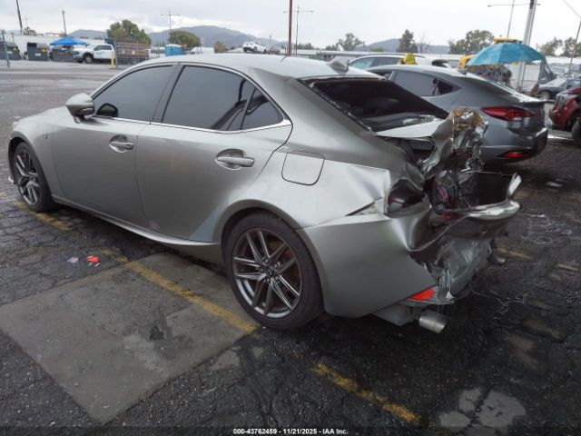 Lexus Is Image 3