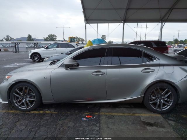 Lexus Is Image 12
